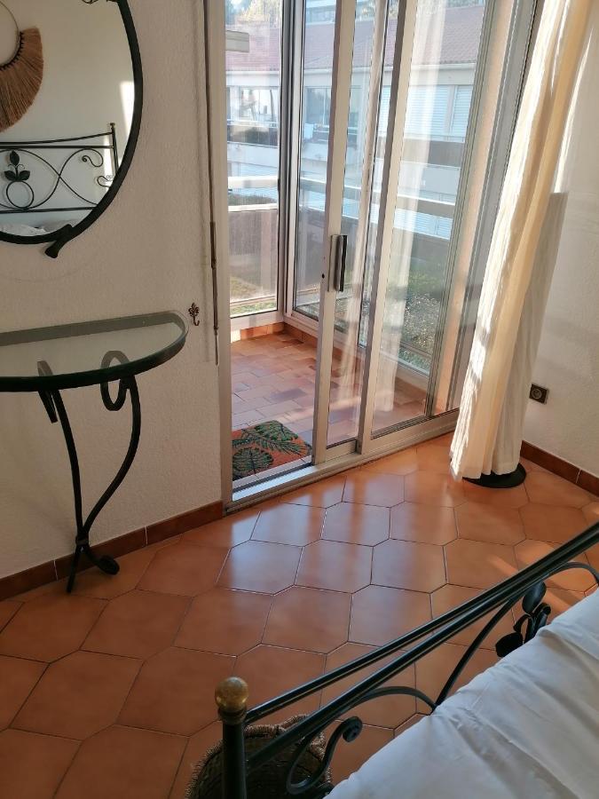 "Le Palmier Dore", Cosy T3 A 3 Minutes A Pied Des Plages, Parking Et Clim Sanary-sur-Mer Esterno foto