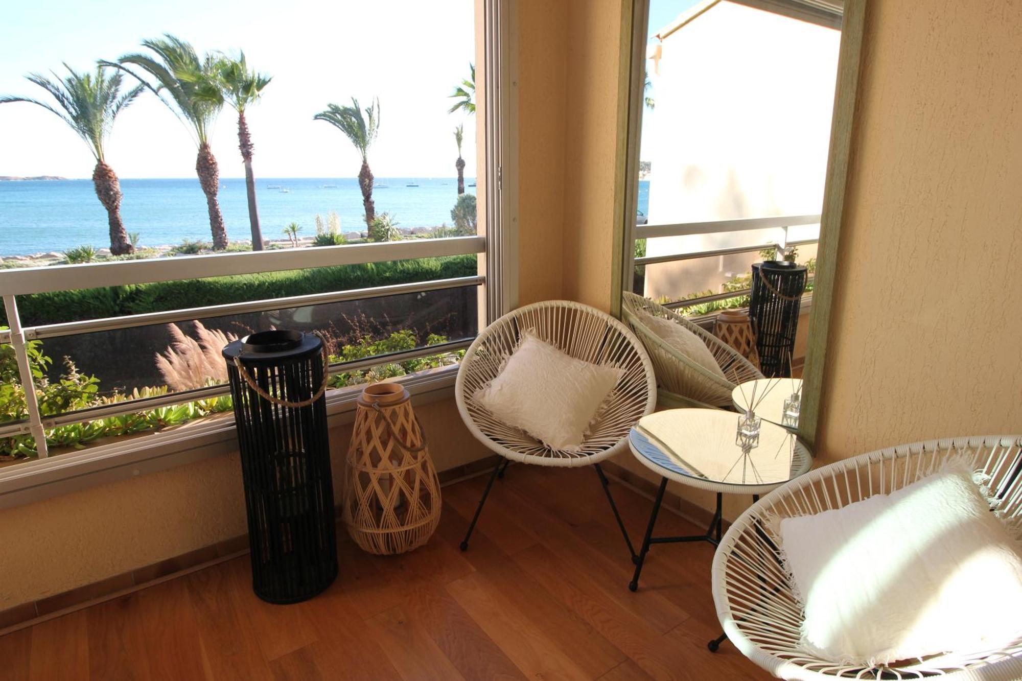 "Le Palmier Dore", Cosy T3 A 3 Minutes A Pied Des Plages, Parking Et Clim Sanary-sur-Mer Esterno foto