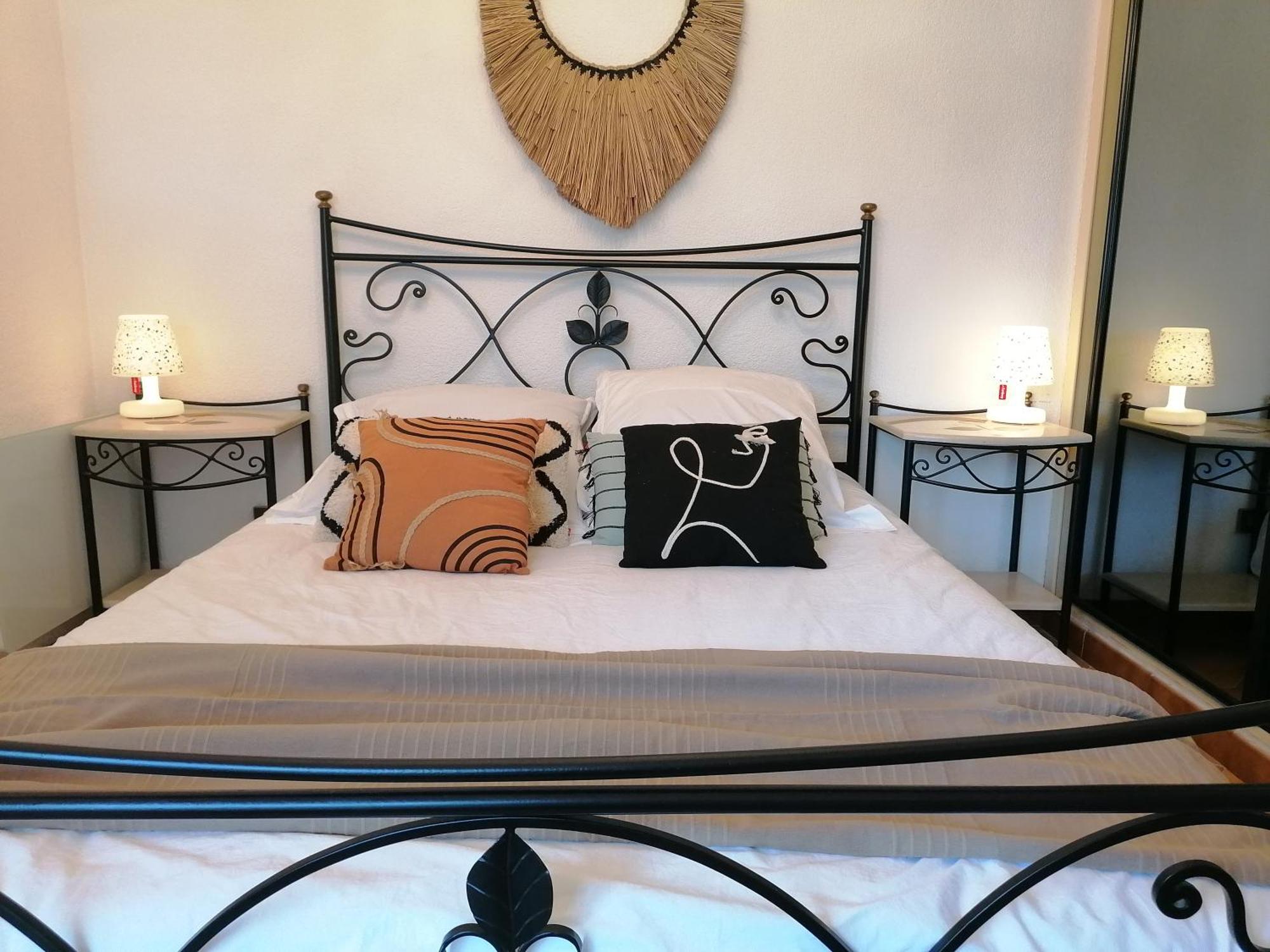 "Le Palmier Dore", Cosy T3 A 3 Minutes A Pied Des Plages, Parking Et Clim Sanary-sur-Mer Esterno foto