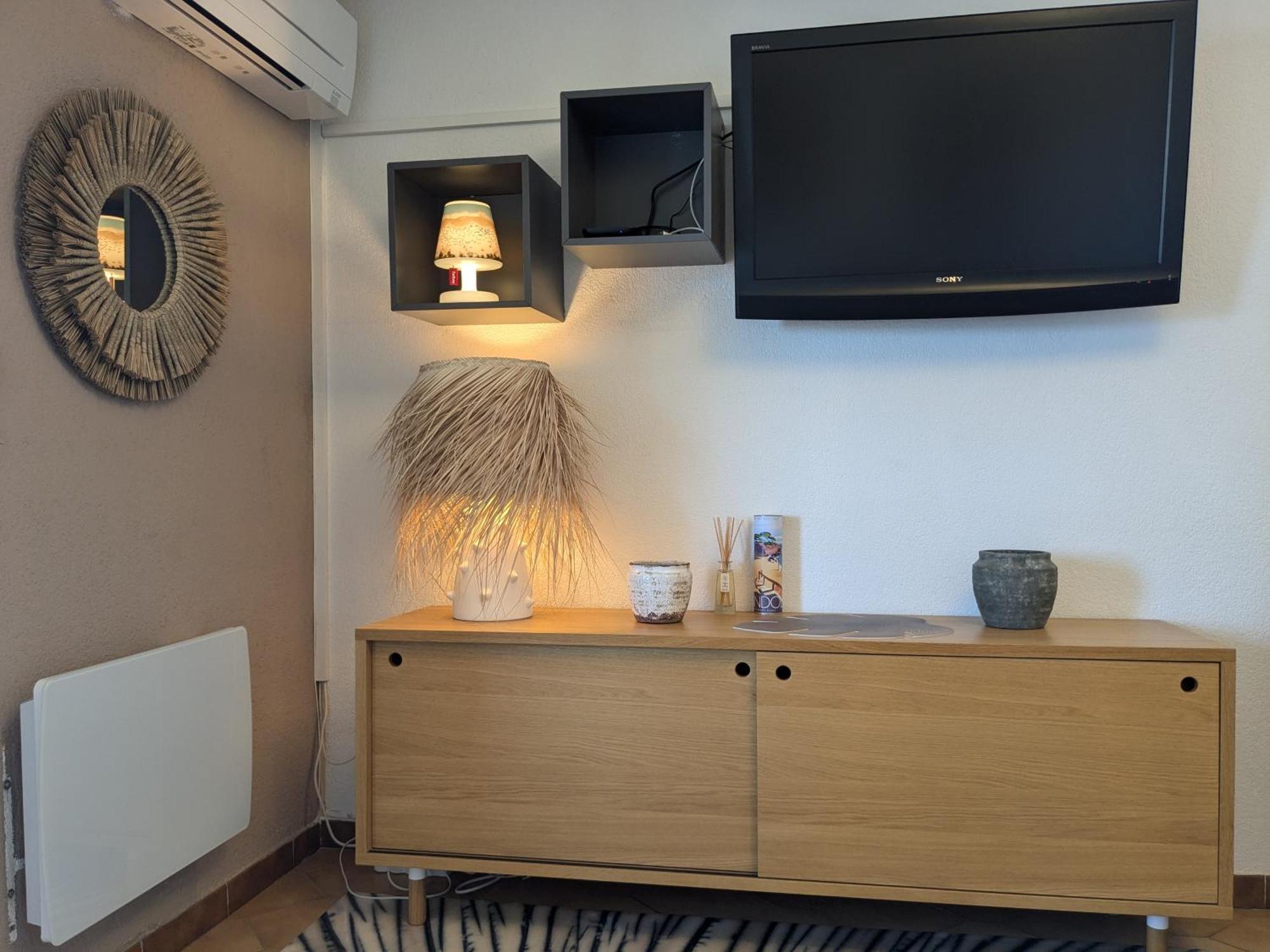 "Le Palmier Dore", Cosy T3 A 3 Minutes A Pied Des Plages, Parking Et Clim Sanary-sur-Mer Esterno foto